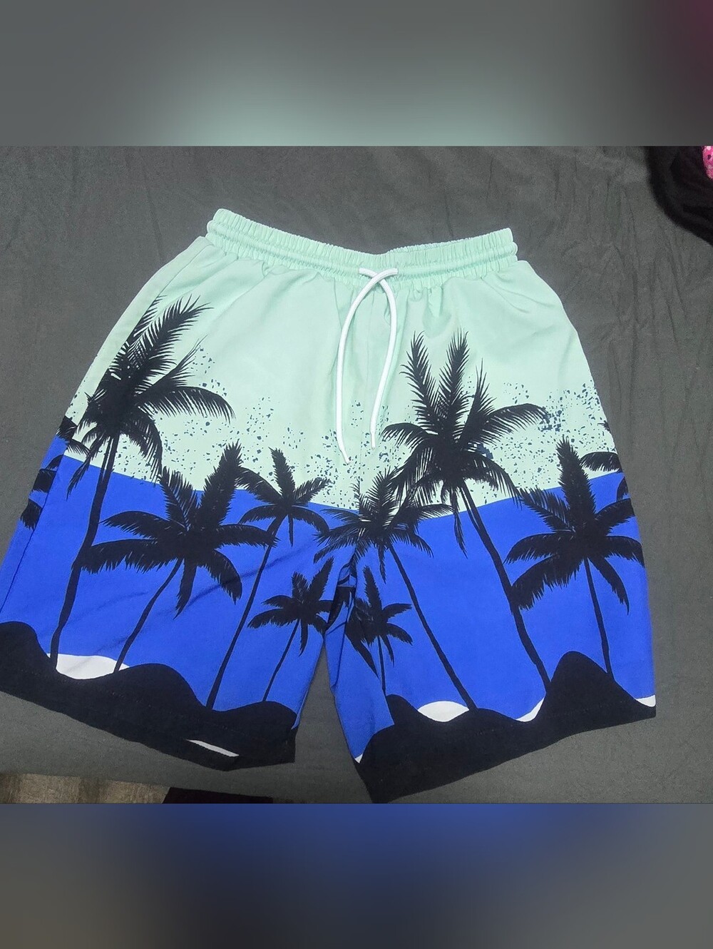Boys Tropical Palm Tree Summer Shorts Size S, 9-10Y - Picture 2 of 3